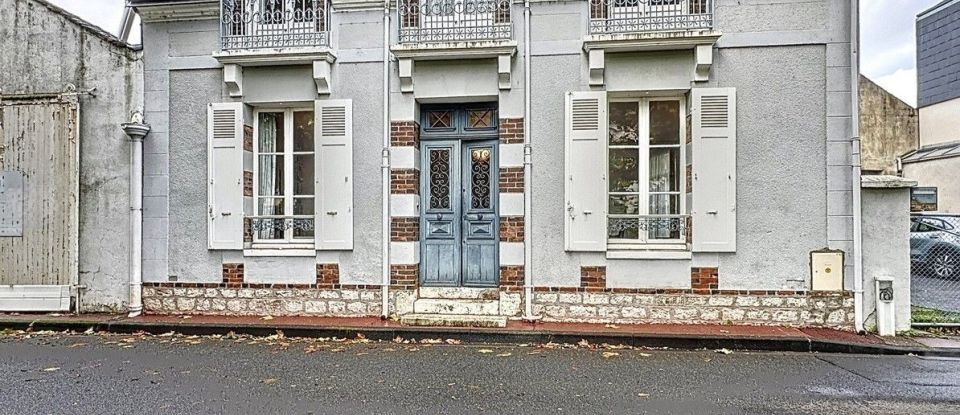 Maison 7 pièces de 184 m² à Montargis (45200)