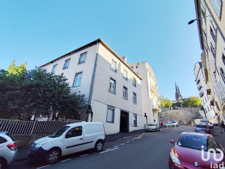 Apartment 3 rooms of 56 m² in Clermont-Ferrand (63000)