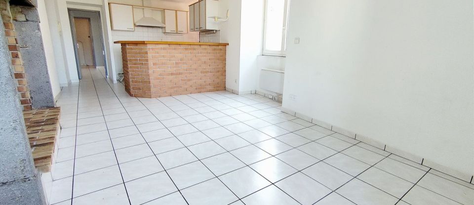 Apartment 3 rooms of 56 m² in Clermont-Ferrand (63000)