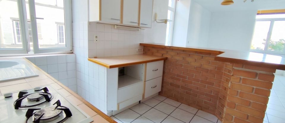 Apartment 3 rooms of 56 m² in Clermont-Ferrand (63000)