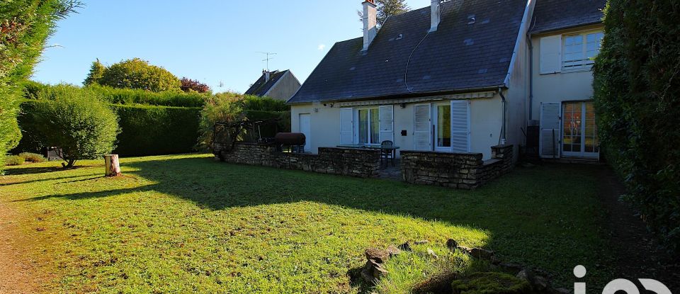 Traditional house 6 rooms of 136 m² in Mortefontaine (60128)