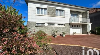 Maison 6 pièces de 130 m² à Parthenay (79200)