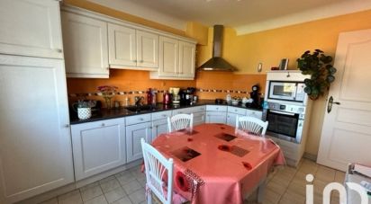 Maison 6 pièces de 130 m² à Parthenay (79200)