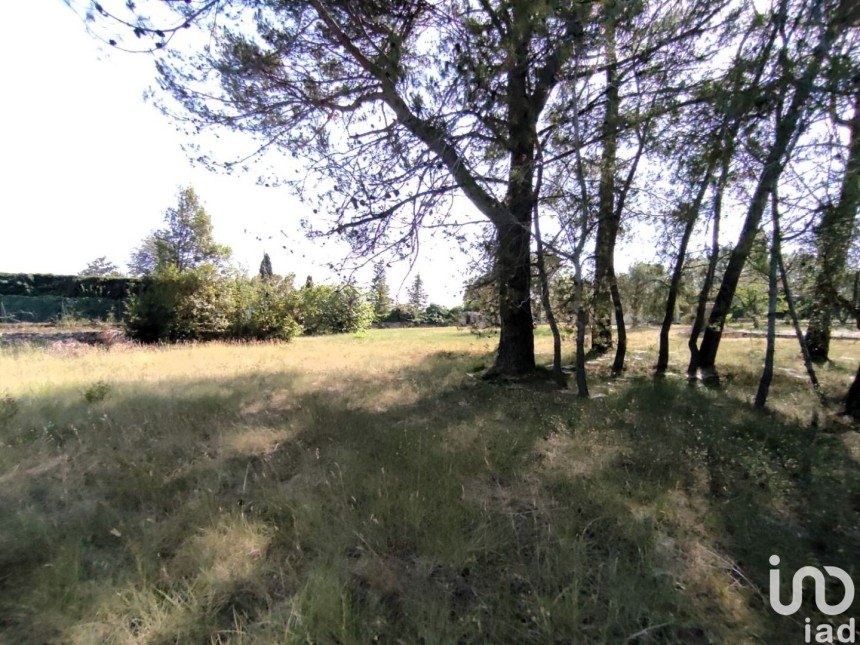 Land of 1,856 m² in Peymeinade (06530)