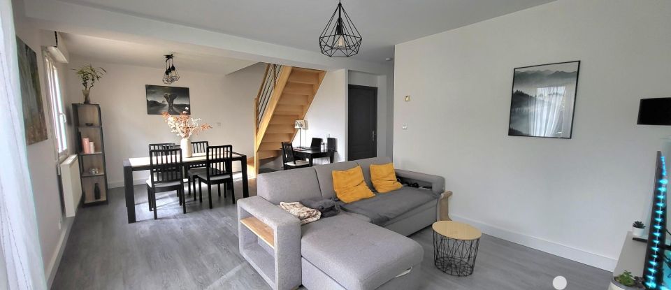 Maison de ville 4 pièces de 93 m² à Saint-Rémy-sur-Avre (28380)