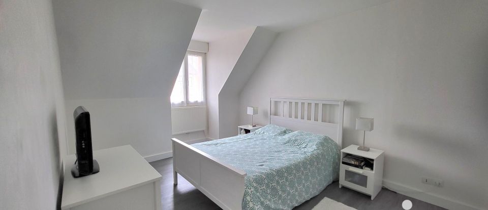 Maison de ville 4 pièces de 93 m² à Saint-Rémy-sur-Avre (28380)