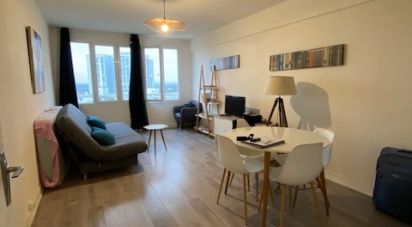 Appartement 3 pièces de 65 m² à Hérouville-Saint-Clair (14200)