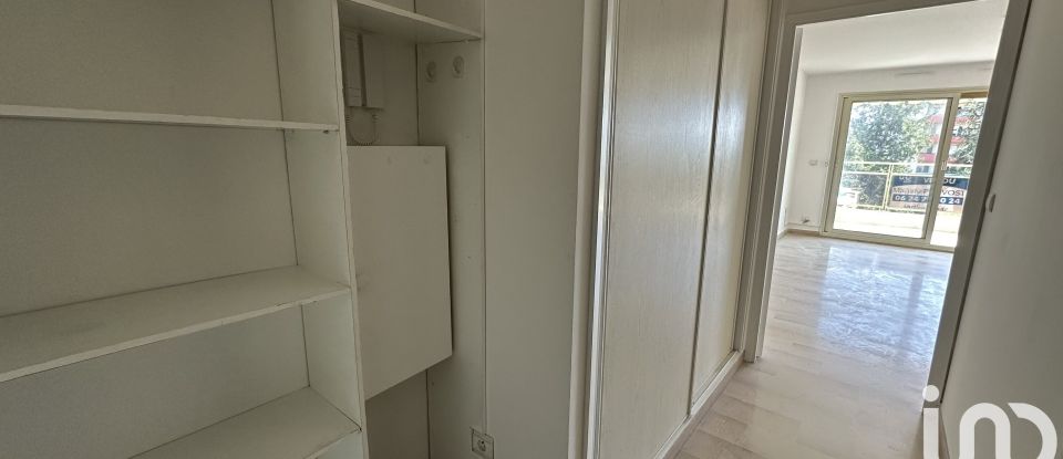 Studio 1 pièce de 28 m² à Nice (06100)