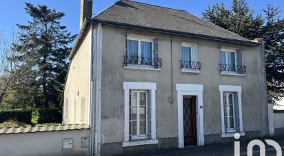 House 4 rooms of 129 m² in La Ferrière-en-Parthenay (79390)