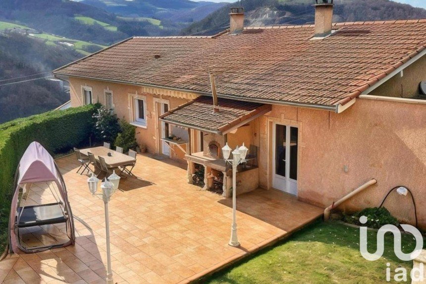 House 7 rooms of 178 m² in Brussieu (69690)