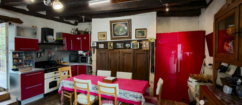 Maison 5 pièces de 139 m² à Montignac (24290)