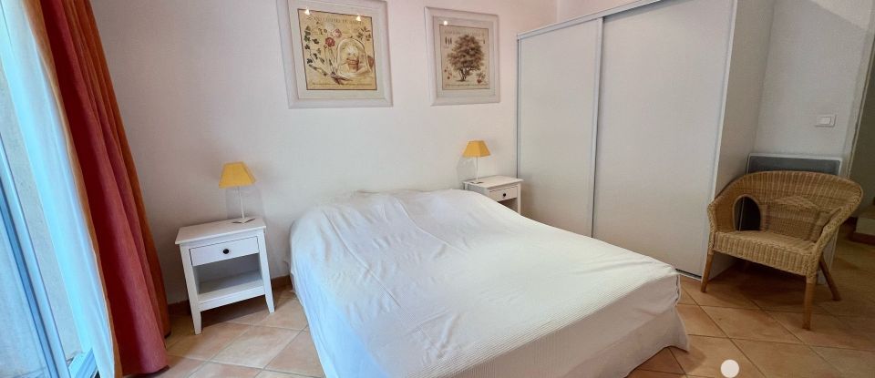 Mas 7 rooms of 241 m² in Sanary-sur-Mer (83110)