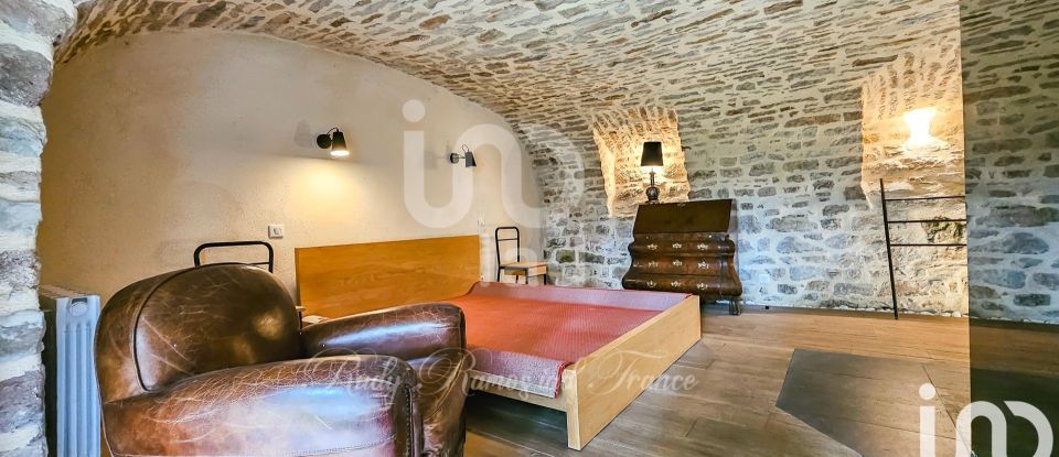 Maison traditionnelle 5 pièces de 147 m² à Sévérac d'Aveyron (12150)