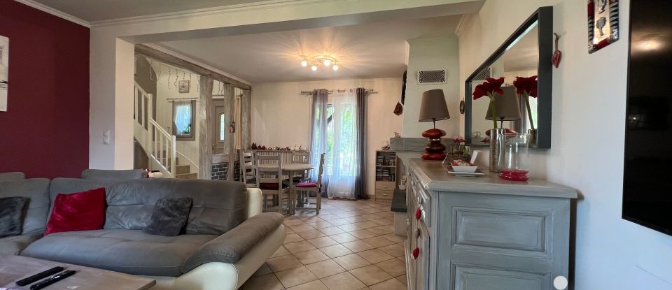 House 4 rooms of 91 m² in Monthou-sur-Bièvre (41120)