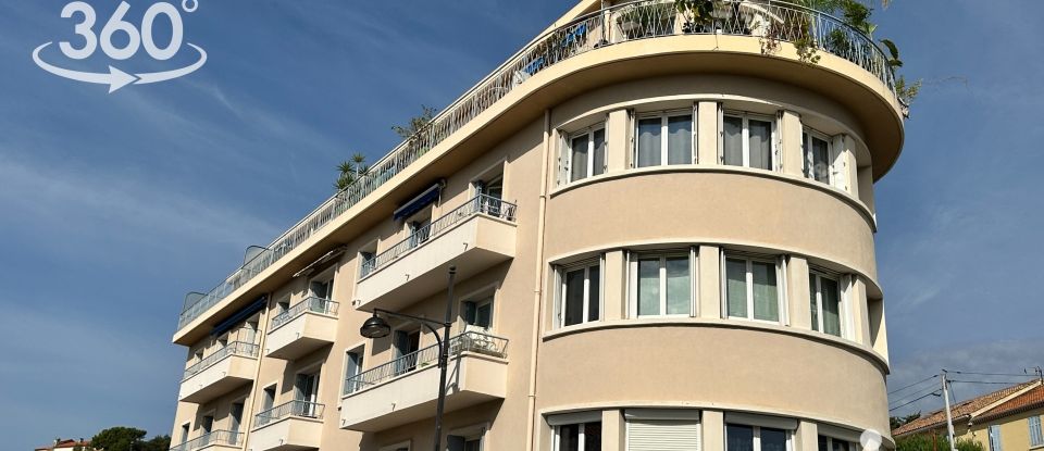 Appartement 2 pièces de 44 m² à Le Lavandou (83980)