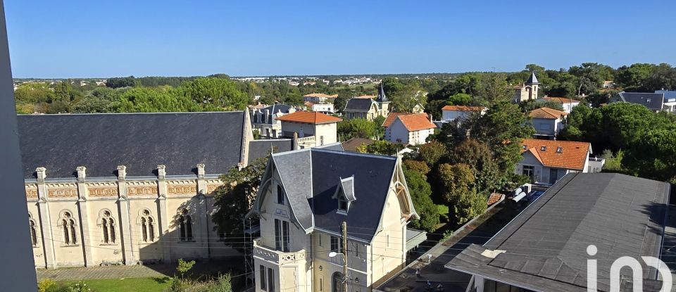 Apartment 3 rooms of 58 m² in Royan (17200)