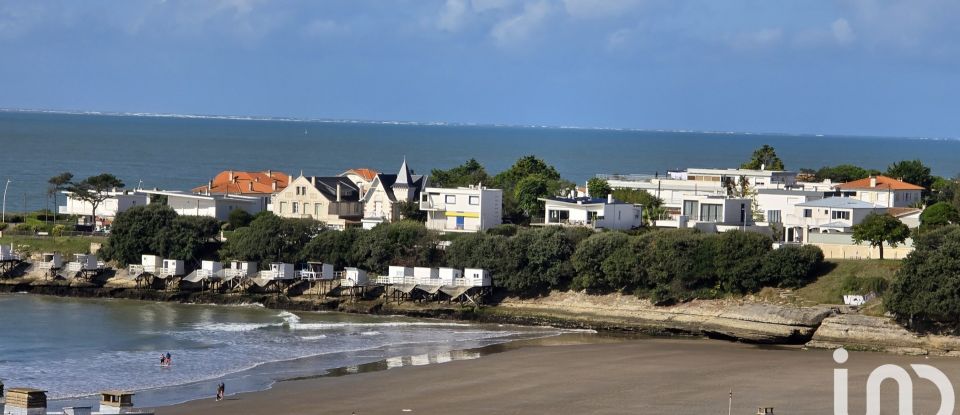 Apartment 3 rooms of 58 m² in Royan (17200)