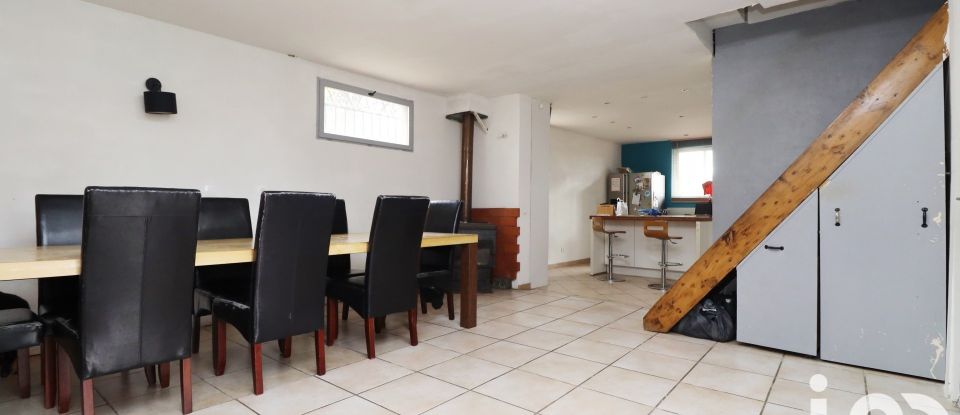 House 8 rooms of 207 m² in Espira-de-l'Agly (66600)