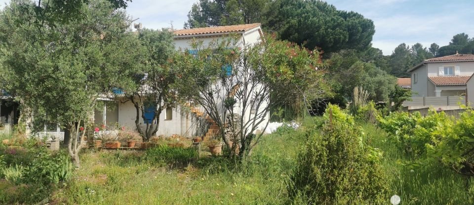 Traditional house 8 rooms of 207 m² in Pignans (83790)