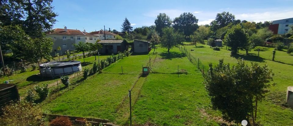 Maison 4 pièces de 91 m² à Montluçon (03100)