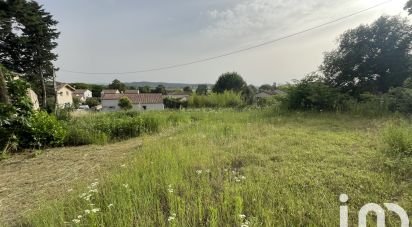 Land of 2,278 m² in Montmeyran (26120)