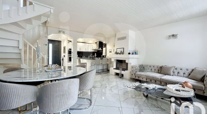 Maison 7 pièces de 115 m² à Montfermeil (93370)