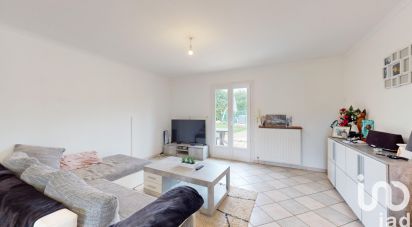 Pavillon 5 pièces de 119 m² à Champs-sur-Yonne (89290)