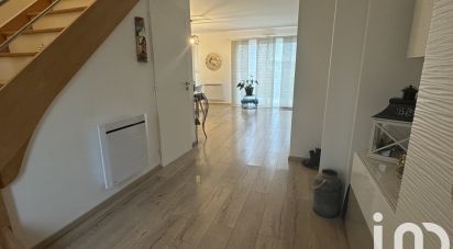 Maison traditionnelle 8 pièces de 180 m² à Saint-Denis-lès-Rebais (77510)