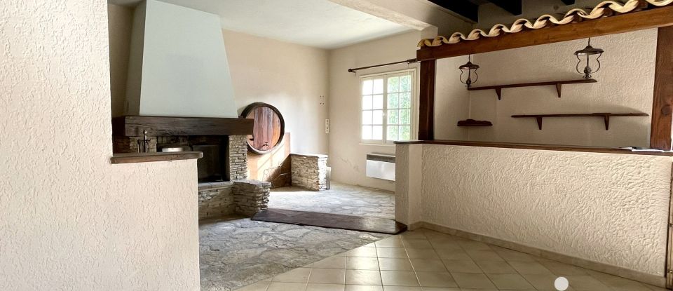 Traditional house 5 rooms of 193 m² in Bollène (84500)