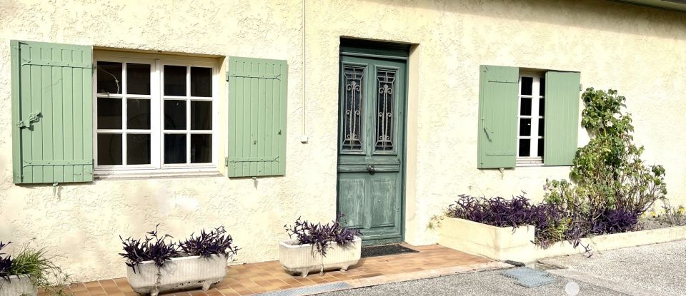 Traditional house 5 rooms of 193 m² in Bollène (84500)