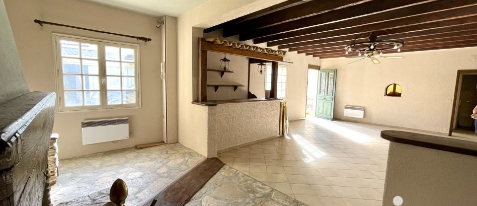 Traditional house 5 rooms of 193 m² in Bollène (84500)