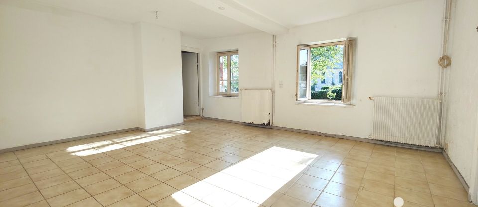 Maison de village 4 pièces de 102 m² à Crécy-Couvé (28500)