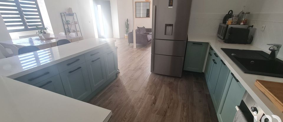 Maison 6 pièces de 150 m² à Tousson (77123)