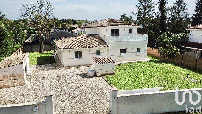 Maison d’architecte 7 pièces de 180 m² à Saint-Loubès (33450)