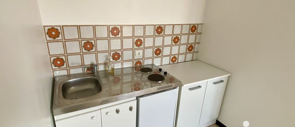 Appartement 1 pièce de 28 m² à Nîmes (30000)