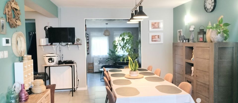 Maison 7 pièces de 120 m² à Fresnes-sur-Escaut (59970)