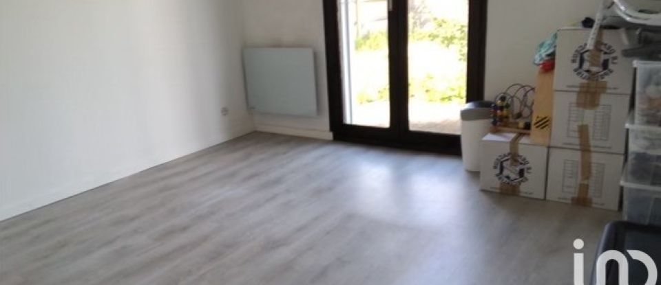 House 4 rooms of 73 m² in Livry-Louvercy (51400)