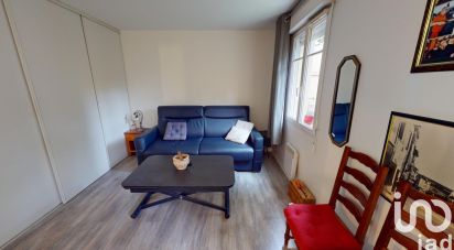 Studio 1 room of 35 m² in Moissy-Cramayel (77550)