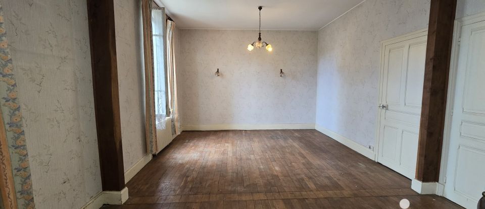 Maison 4 pièces de 80 m² à Lapalisse (03120)