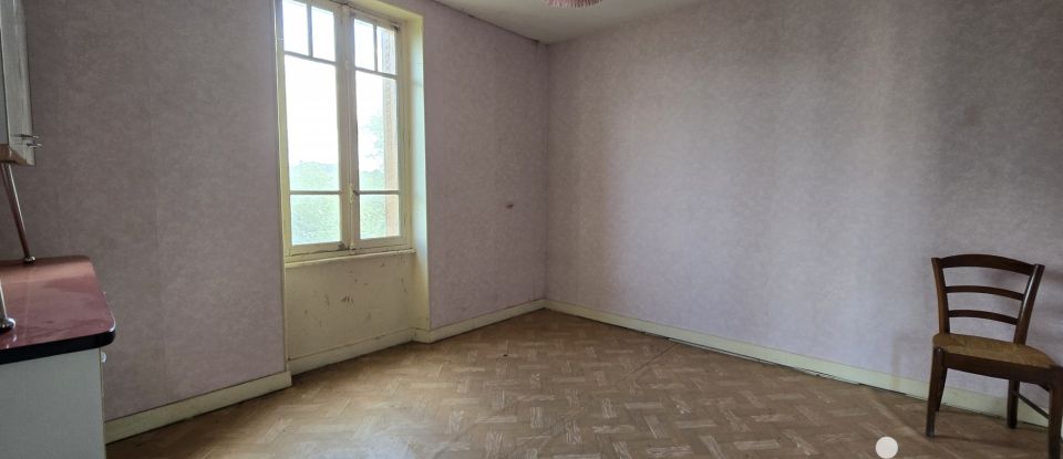 Maison 4 pièces de 80 m² à Lapalisse (03120)