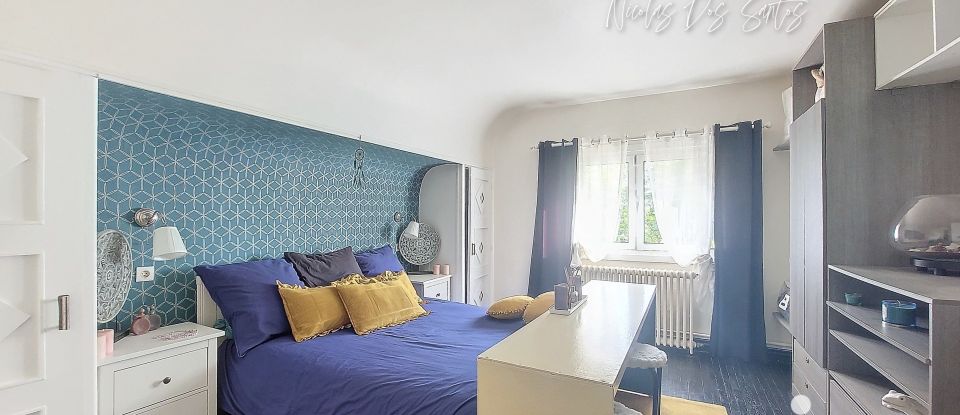 Maison 8 pièces de 278 m² à Lamorlaye (60260)