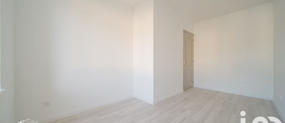 Apartment 3 rooms of 52 m² in Fameck (57290)