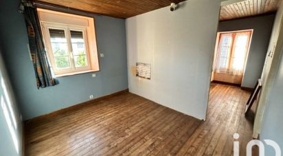 Maison 4 pièces de 90 m² à Saint-Germain-de-Longue-Chaume (79200)