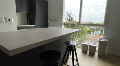 Appartement 3 pièces de 58 m² à Montreuil (93100)