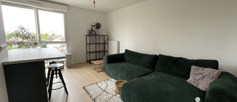 Appartement 3 pièces de 58 m² à Montreuil (93100)