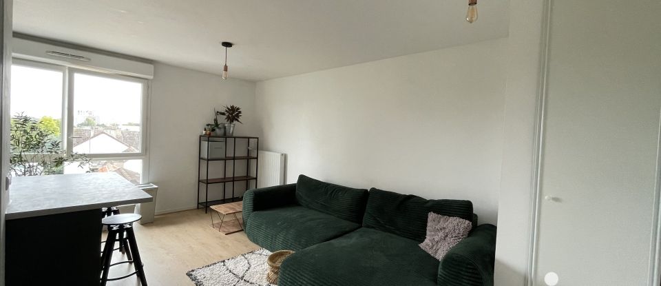 Appartement 3 pièces de 58 m² à Montreuil (93100)