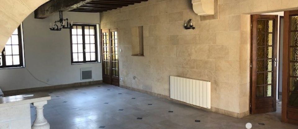 Traditional house 5 rooms of 185 m² in Bièvres (02860)