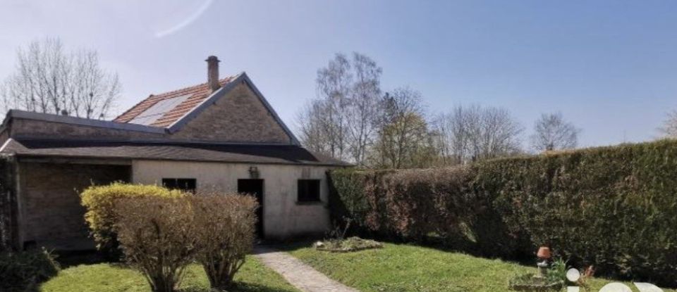 Traditional house 5 rooms of 185 m² in Bièvres (02860)