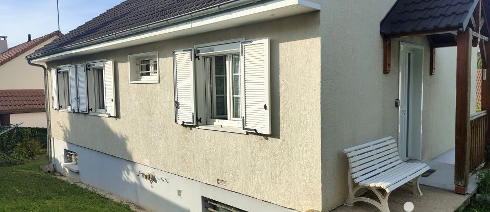 Maison 4 pièces de 81 m² à Beynes (78650)