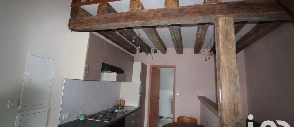 Village house 6 rooms of 151 m² in Varennes-Vauzelles (58640)